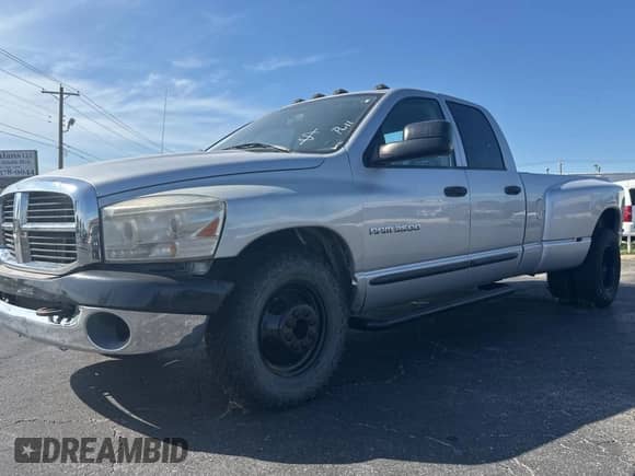 2004 Dodge 3500 SLT с VIN 3D7MA48C64G116752, выставлен на аукционе Copart как лот 69768005 с пробегом 198 464 миль миль и Чистый • Clean title. История ставок и продаж доступна на DreamBid. Изображение 2.