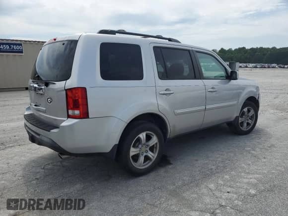 2014 Honda Pilot EX-L with VIN 5FNYF3H6XEB017828, listed as a Copart auction lot 53206475 with 217,412 mi miles and Salvage title. Bid and sale history available at DreamBid. Image 3.