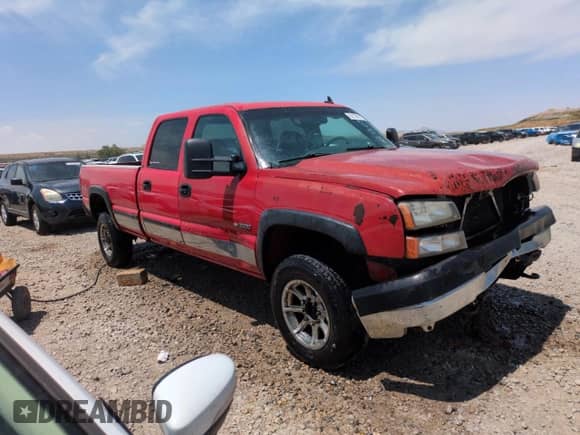 2007 Chevrolet Silverado 3500 SRW Wrk Trk z VIN 1GCHK33D97F126684, wystawiony jako Copart lot #62130915 z przebiegiem 372 194 mil mil oraz Szkoda całkowita • Salvage title. Historia ofert i sprzedaży dostępna na DreamBid. Obrazek 4.