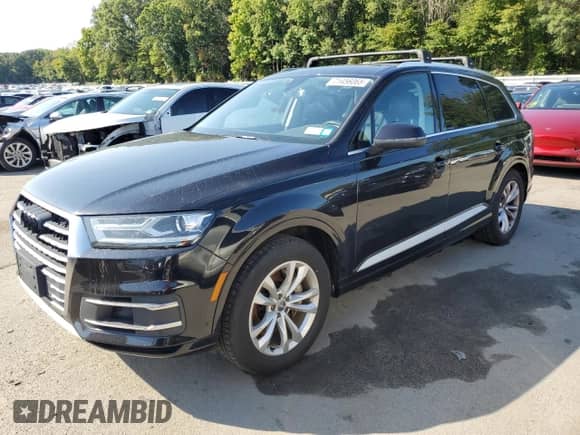 2017 Audi Q7 Premium Plus with VIN WA1LAAF70HD002205, listed as a Copart auction lot 71456065 with 154,197 mi miles and Clean title. Bid and sale history available at DreamBid. Image 1.