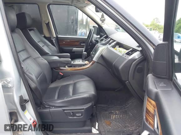 2009 Land Rover Range Rover Sport SC с VIN SALSH23429A193828, выставлен на аукционе IAAI как лот 42318417 с пробегом 61 648 миль миль и . История ставок и продаж доступна на DreamBid. Изображение 5.