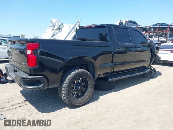 2021 Chevrolet Silverado 1500 Custom с VIN 1GCUYBEF6MZ349748, выставлен на аукционе IAAI как лот 42002256 с пробегом 72 839 миль миль и . История ставок и продаж доступна на DreamBid. Изображение 4.