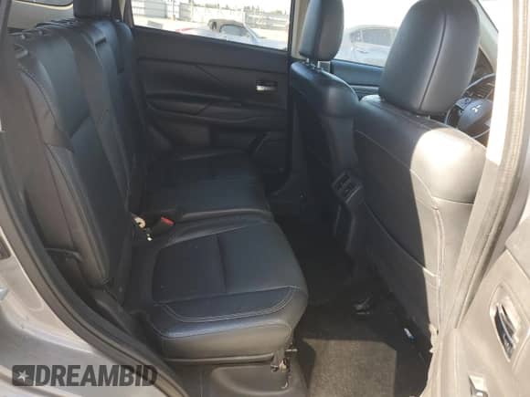 2020 Mitsubishi Outlander ES z VIN JA4AZ3A30LZ023552, wystawiony jako Copart lot #89810765 z przebiegiem 157 059 mil mil oraz Czysty tytuł • Clean title. Historia ofert i sprzedaży dostępna na DreamBid. Obrazek 10.