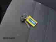 2016 Kia Sorento LX z VIN 5XYPG4A36GG064025, wystawiony jako IAAI lot #43000676 z przebiegiem 176 717 mil mil oraz . Historia ofert i sprzedaży dostępna na DreamBid. Obrazek 11.