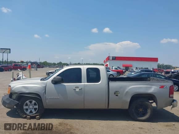 2008 GMC Sierra 1500 SLT with VIN 1GTEK19J48Z170516, listed as a IAAI auction lot 42999593 with 219,814 mi miles and . Bid and sale history available at DreamBid. Image 21.