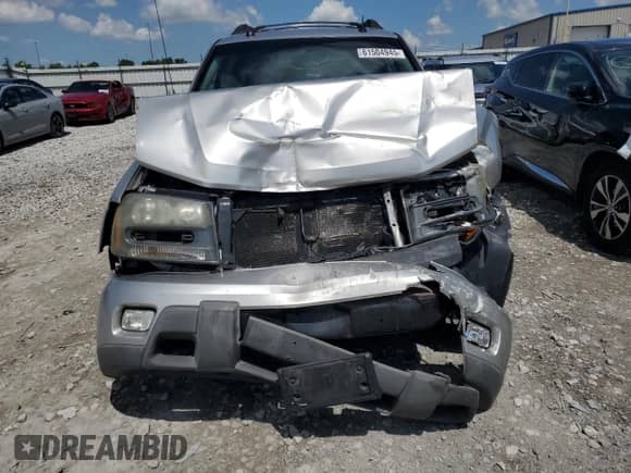 2005 Chevrolet TrailBlazer LT z VIN 1GNES16S156108167, wystawiony jako Copart lot #61504945 z przebiegiem Nie podano mil oraz Szkoda całkowita • Salvage title. Historia ofert i sprzedaży dostępna na DreamBid. Obrazek 5.