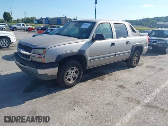 2004 Chevrolet Avalanche Z66 с VIN 3GNEC12T64G141108, выставлен на аукционе IAAI как лот 43060511 с пробегом 307 763 миль миль и . История ставок и продаж доступна на DreamBid. Изображение 2.