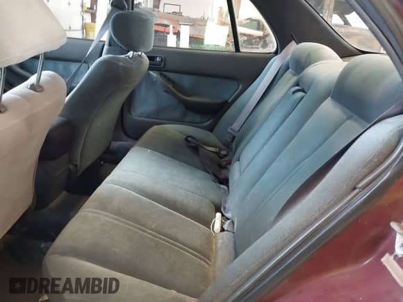 1992 Toyota Camry LE с VIN 4T1SK12EXNU053821, выставлен на аукционе IAAI как лот 42219617 с пробегом 801 518 миль миль и . История ставок и продаж доступна на DreamBid. Изображение 8.