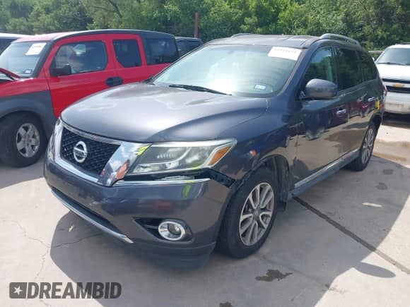 2013 Nissan Pathfinder SV with VIN 5N1AR2MN2DC684349, listed as a IAAI auction lot 42522175 with 194,067 mi miles and . Bid and sale history available at DreamBid. Image 6.