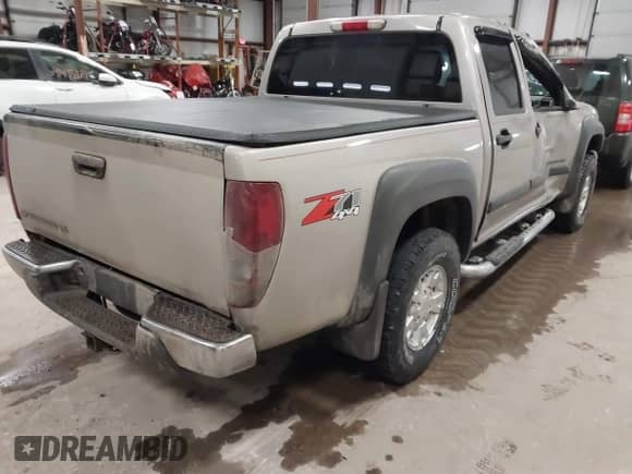 2005 Chevrolet Colorado 1SB LS Z85 с VIN 1GCDT136X58185830, выставлен на аукционе IAAI как лот 41469330 с пробегом 220 461 миль миль и . История ставок и продаж доступна на DreamBid. Изображение 4.