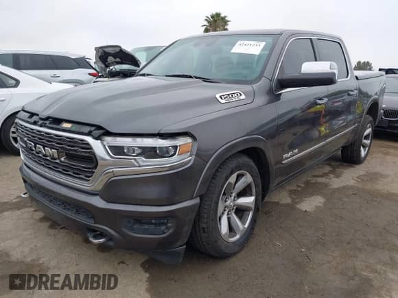 2019 Ram 1500 Limited z VIN 1C6SRFHT6KN773195, wystawiony jako IAAI lot #42421233 z przebiegiem 82 506 mil mil oraz . Historia ofert i sprzedaży dostępna na DreamBid. Obrazek 22.