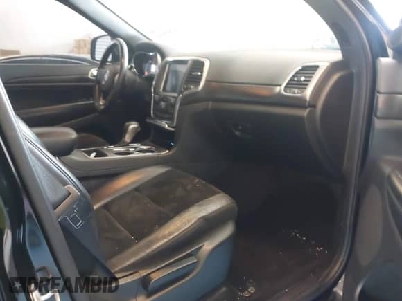 2018 Jeep Grand Cherokee Altitude с VIN 1C4RJFAG9JC137618, выставлен на аукционе IAAI как лот 42898056 с пробегом 127 273 миль миль и . История ставок и продаж доступна на DreamBid. Изображение 5.