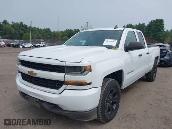2017 Chevrolet Silverado 1500 Custom z VIN 1GCVKPEH2HZ300623, wystawiony jako IAAI lot #42918292 z przebiegiem 122 650 mil mil oraz . Historia ofert i sprzedaży dostępna na DreamBid. Obrazek 20.