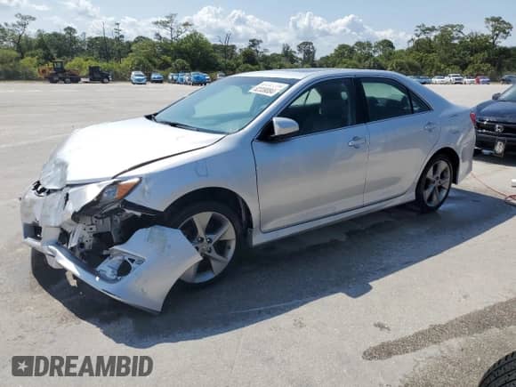 2012 Toyota Camry SE with VIN 4T1BK1FK4CU012078, listed as a Copart auction lot 62339084 with 80,240 mi miles and Salvage title. Bid and sale history available at DreamBid. Image 1.