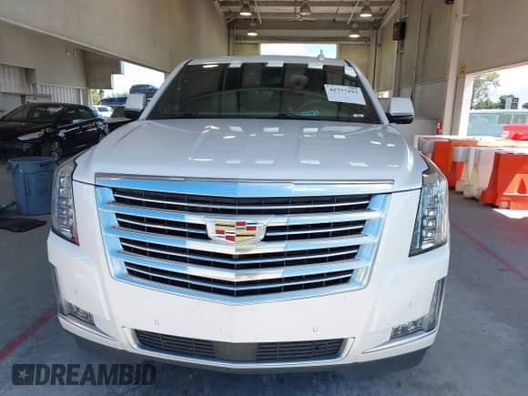 2020 Cadillac Escalade ESV Platinum с VIN 1GYS3KKJ5LR105337, выставлен на аукционе IAAI как лот 42777193 с пробегом Не указан миль и . История ставок и продаж доступна на DreamBid. Изображение 12.