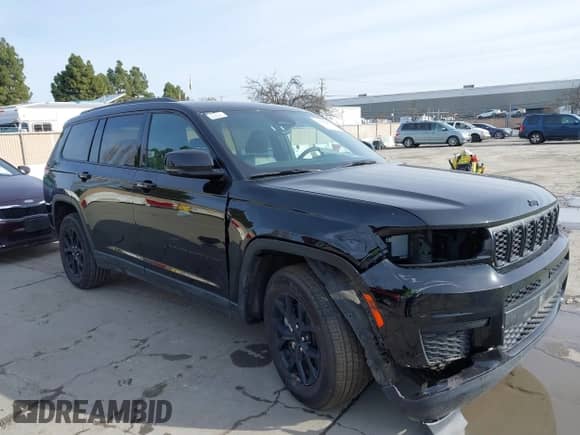 2024 Jeep Grand Cherokee Altitude with VIN 1C4RJKAG4R8527114, listed as a IAAI auction lot 41827861 with 22,220 mi miles and . Bid and sale history available at DreamBid. Image 6.