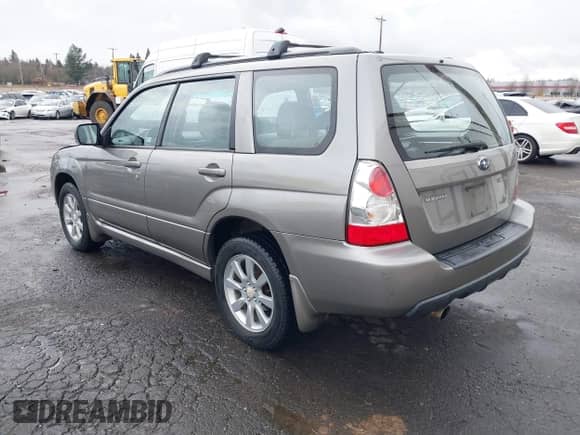 2006 Subaru Forester X с VIN JF1SG65646H752840, выставлен на аукционе IAAI как лот 41192138 с пробегом 160 868 миль миль и . История ставок и продаж доступна на DreamBid. Изображение 3.