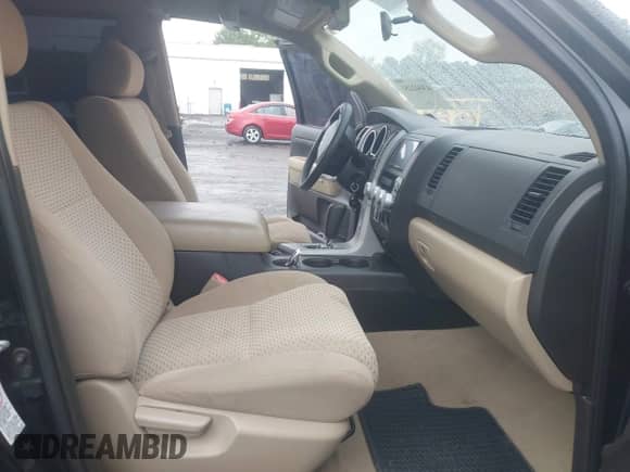 2007 Toyota Tundra SR5 with VIN 5TBDV54187S482204, listed as a IAAI auction lot 43042251 with 204,886 mi miles and . Bid and sale history available at DreamBid. Image 5.