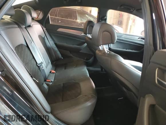 2017 Hyundai Sonata Sport с VIN 5NPE34AB0HH534716, выставлен на аукционе Copart как лот 60077035 с пробегом 87 517 миль миль и Списание • Salvage title. История ставок и продаж доступна на DreamBid. Изображение 10.