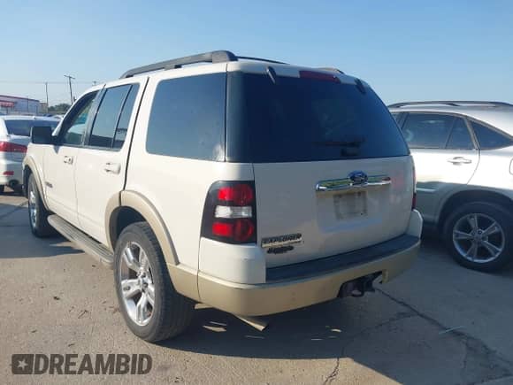 2008 Ford Explorer Eddie Bauer with VIN 1FMEU64E28UA93204, listed as a IAAI auction lot 43189764 with 212,470 mi miles and . Bid and sale history available at DreamBid. Image 3.