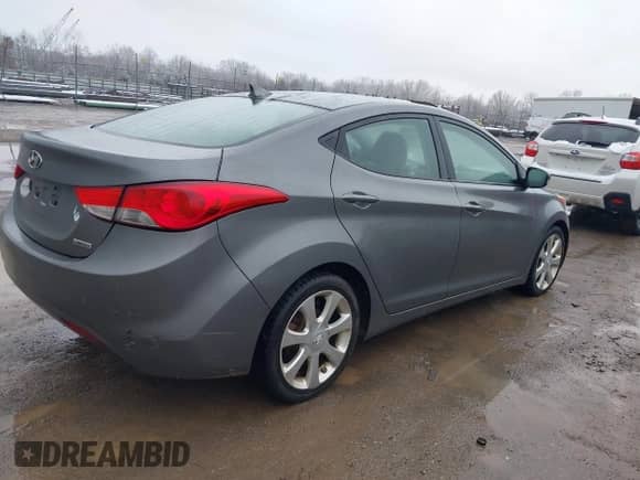 2012 Hyundai Elantra GLS с VIN 5NPDH4AE7CH120218, выставлен на аукционе IAAI как лот 41604836 с пробегом Не указан миль и . История ставок и продаж доступна на DreamBid. Изображение 4.