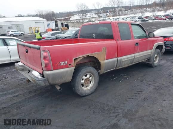 2003 Chevrolet Silverado 1500 с VIN 2GCEK19T431299780, выставлен на аукционе IAAI как лот 41537100 с пробегом 249 868 миль миль и . История ставок и продаж доступна на DreamBid. Изображение 4.