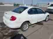 2001 Dodge Neon Highline z VIN 1B3ES46C01D115105, wystawiony jako IAAI lot #41763575 z przebiegiem 163 831 mil mil oraz . Historia ofert i sprzedaży dostępna na DreamBid. Obrazek 4.