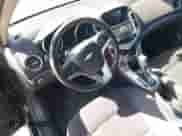 2013 Chevrolet Cruze 1LT с VIN 1G1PC5SB0D7223291, выставлен на аукционе IAAI как лот 43111312 с пробегом 195 013 миль миль и . История ставок и продаж доступна на DreamBid. Изображение 15.