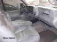 1999 Chevrolet Silverado 2500 с VIN 1GCGK24R4XR719013, выставлен на аукционе IAAI как лот 41384775 с пробегом 372 169 миль миль и . История ставок и продаж доступна на DreamBid. Изображение 5.