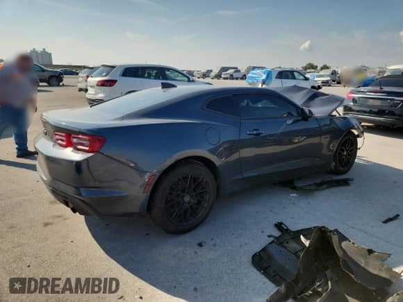 2020 Chevrolet Camaro 1LS z VIN 1G1FB1RX3L0134640, wystawiony jako Copart lot #80821515 z przebiegiem Nie podano mil oraz Szkoda całkowita • Salvage title. Historia ofert i sprzedaży dostępna na DreamBid. Obrazek 3.