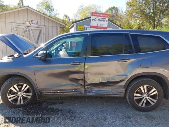 2016 Honda Pilot EX-L z VIN 5FNYF6H55GB007686, wystawiony jako IAAI lot #43396070 z przebiegiem 161 258 mil mil oraz . Historia ofert i sprzedaży dostępna na DreamBid. Obrazek 6.
