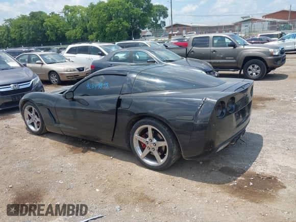 2006 Chevrolet Corvette с VIN 1G1YY26U265126544, выставлен на аукционе IAAI как лот 42549895 с пробегом 74 037 миль миль и . История ставок и продаж доступна на DreamBid. Изображение 14.