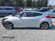2013 Hyundai Veloster Turbo с VIN KMHTC6AE6DU083543, выставлен на аукционе IAAI как лот 43087332 с пробегом 158 716 миль миль и . История ставок и продаж доступна на DreamBid. Изображение 15.