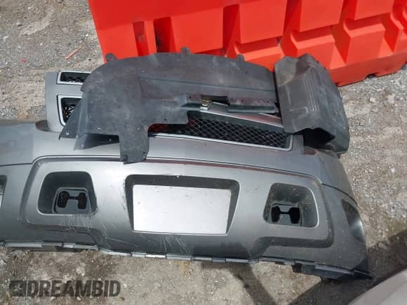 2009 Chevrolet Avalanche LTZ z VIN 3GNEC12019G171985, wystawiony jako IAAI lot #42377393 z przebiegiem 294 944 mil mil oraz . Historia ofert i sprzedaży dostępna na DreamBid. Obrazek 12.