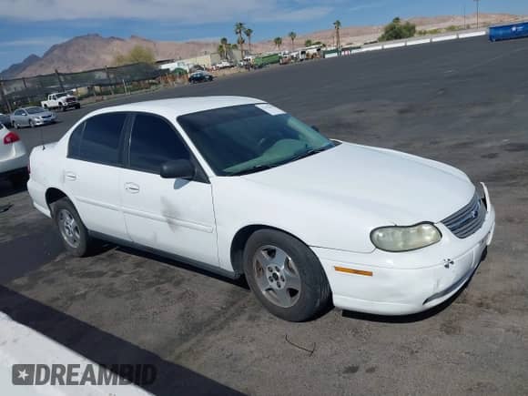 2005 Chevrolet Malibu Classic z VIN 1G1ND52F65M196561, wystawiony jako IAAI lot #42102650 z przebiegiem 181 949 mil mil oraz . Historia ofert i sprzedaży dostępna na DreamBid. Obrazek 14.