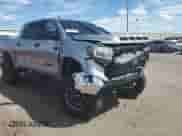 2019 Toyota Tundra SR5 с VIN 5TFDY5F19KX803083, выставлен на аукционе Copart как лот 70748285 с пробегом Не указан миль и Списание • Salvage title. История ставок и продаж доступна на DreamBid. Изображение 13.