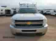 2012 Chevrolet Silverado 2500HD Work Truck z VIN 1GB0CVCG6CF207060, wystawiony jako Copart lot #43823875 z przebiegiem 166 046 mil mil oraz Czysty tytuł • Clean title. Historia ofert i sprzedaży dostępna na DreamBid. Obrazek 5.