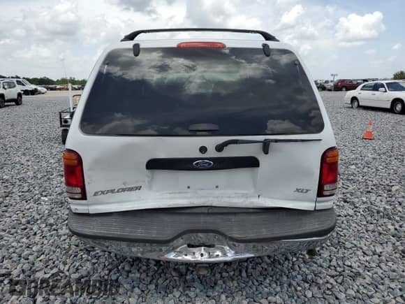 1998 Ford Explorer XL z VIN 1FMZU32X7WZB87549, wystawiony jako Copart lot #60970165 z przebiegiem 186 022 mil mil oraz Szkoda całkowita • Salvage title. Historia ofert i sprzedaży dostępna na DreamBid. Obrazek 6.