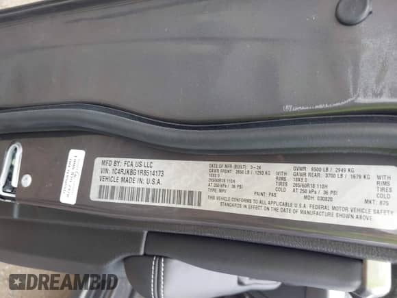 2024 Jeep Grand Cherokee Limited with VIN 1C4RJKBG1R8514173, listed as a IAAI auction lot 43253334 with 13,989 mi miles and . Bid and sale history available at DreamBid. Image 9.