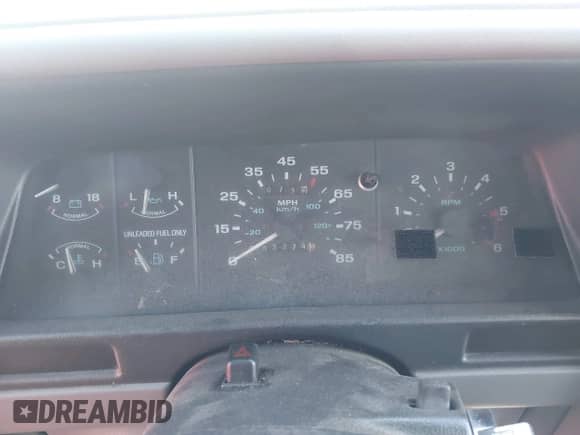 1993 Ford Explorer Eddie Bauer with VIN 1FMCU24X4PUB70302, listed as a IAAI auction lot 43148953 with 3,374 mi miles and . Bid and sale history available at DreamBid. Image 7.