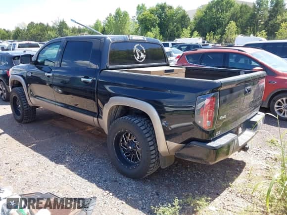 2015 Toyota Tundra Platinum с VIN 5TFAW5F1XFX439058, выставлен на аукционе IAAI как лот 43067362 с пробегом 160 102 миль миль и . История ставок и продаж доступна на DreamBid. Изображение 3.