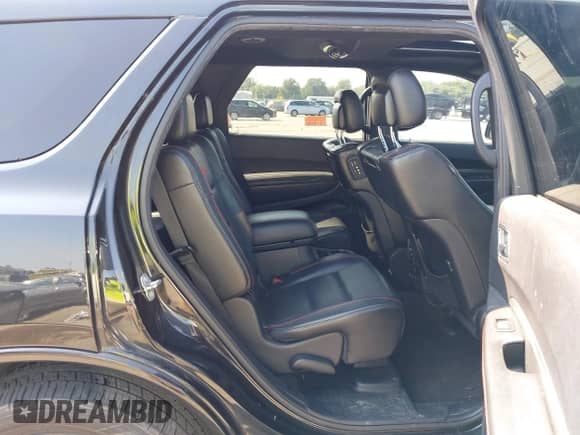 2016 Dodge Durango R/T z VIN 1C4SDJCTXGC352441, wystawiony jako IAAI lot #43171403 z przebiegiem 147 087 mil mil oraz . Historia ofert i sprzedaży dostępna na DreamBid. Obrazek 8.
