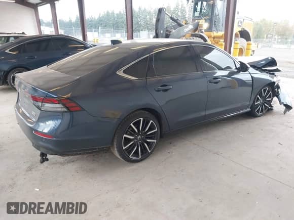 2024 Honda Accord Touring with VIN 1HGCY2F89RA014082, listed as a IAAI auction lot 43417538 with 50,494 mi miles and . Bid and sale history available at DreamBid. Image 4.