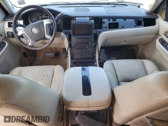 2007 Cadillac Escalade ESV с VIN 1GYFK66867R284481, выставлен на аукционе Copart как лот 69938605 с пробегом Не указан миль и Списание • Salvage title. История ставок и продаж доступна на DreamBid. Изображение 8.