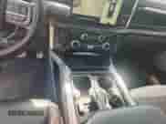 2023 Ford F-250 XL z VIN 1FT8W2BT1PED81116, wystawiony jako Copart lot #72074935 z przebiegiem 54 875 mil mil oraz Czysty tytuł • Clean title. Historia ofert i sprzedaży dostępna na DreamBid. Obrazek 8.