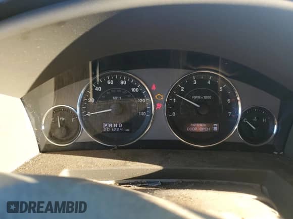 2008 Jeep Commander Limited с VIN 1J8HG58NX8C232281, выставлен на аукционе Copart как лот 84808465 с пробегом 201 224 миль миль и Чистый • Clean title. История ставок и продаж доступна на DreamBid. Изображение 9.