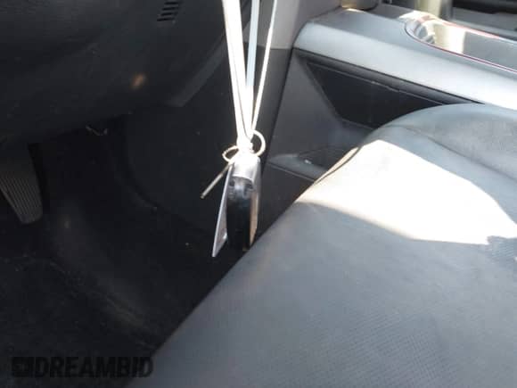 2016 Ram 1500 Rebel z VIN 1C6RR7YT1GS313987, wystawiony jako IAAI lot #42946135 z przebiegiem 117 418 mil mil oraz . Historia ofert i sprzedaży dostępna na DreamBid. Obrazek 11.