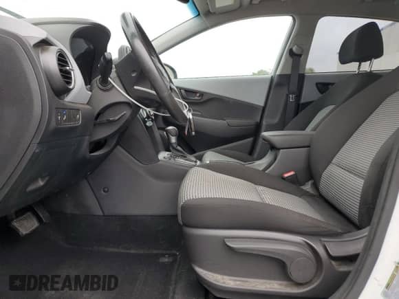 2018 Hyundai Kona SEL with VIN KM8K22AA8JU162504, listed as a Copart auction lot 84467575 with 28,515 mi miles and Salvage title. Bid and sale history available at DreamBid. Image 7.