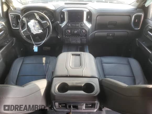 2022 Chevrolet Silverado 3500HD LTZ with VIN 1GC4YUEY1NF163633, listed as a Copart auction lot 84660714 with 121,857 mi miles and Salvage title. Bid and sale history available at DreamBid. Image 8.