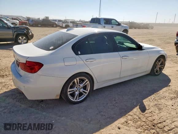 2017 BMW 3 Series 330i z VIN WBA8B9G59HNU48557, wystawiony jako Copart lot #81711665 z przebiegiem 98 931 mil mil oraz Czysty tytuł • Clean title. Historia ofert i sprzedaży dostępna na DreamBid. Obrazek 3.